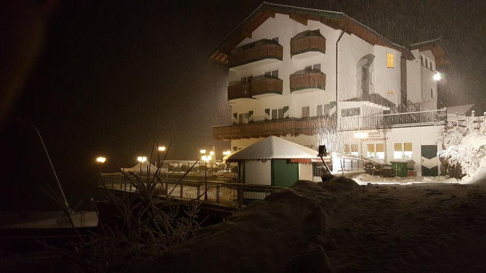 Hotel Hahnbaum Sankt Johann im Pongau Dış mekan fotoğraf