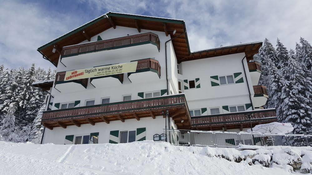 Hotel Hahnbaum Sankt Johann im Pongau Dış mekan fotoğraf