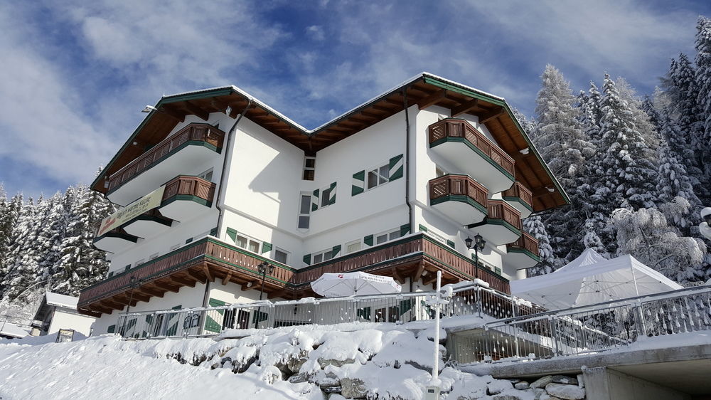 Hotel Hahnbaum Sankt Johann im Pongau Dış mekan fotoğraf
